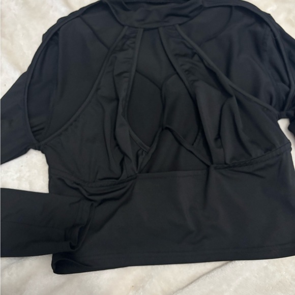 Going out top - Picture 3 of 4